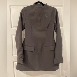 The Ultimate Muse Split Sleeve Mini Dress
Slate Grey oddmuse